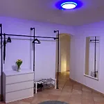 Traumhafte 115 Qm Am Steinhuder Meer, Ruhig, Komfortabel, Loggia, Parkplatz, Wifi Apartament Wunstorf