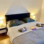 Traumhafte 115 Qm Am Steinhuder Meer, Ruhig, Komfortabel, Loggia, Parkplatz, Wifi * Wunstorf