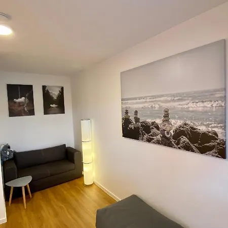 Traumhafte 115 Qm Am Steinhuder Meer, Ruhig, Komfortabel, Loggia, Parkplatz, Wifi Wunstorf