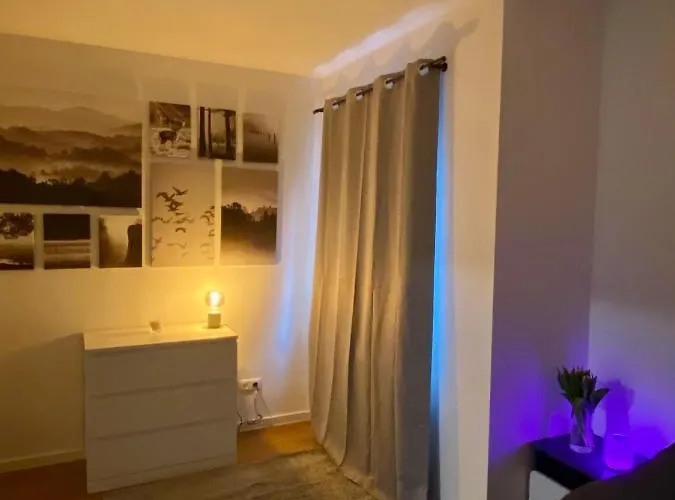 Traumhafte 115 Qm Am Steinhuder Meer, Ruhig, Komfortabel, Loggia, Parkplatz, Wifi Appartement *