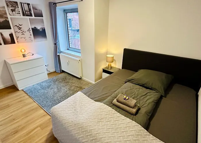Traumhafte 115 Qm Am Steinhuder Meer, Ruhig, Komfortabel, Loggia, Parkplatz, Wifi *